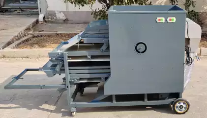 Machine de séparation des vers de farine